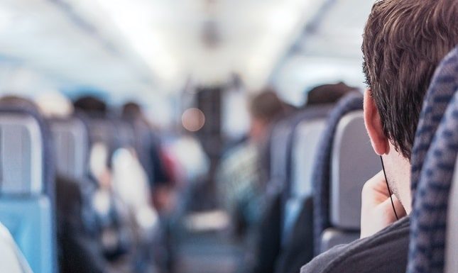 7 Tips for Running a Successful Business While Traveling