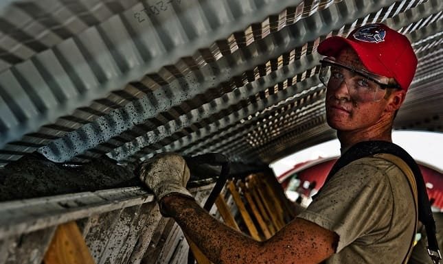 Why Construction Workers Don’t Report Hazards