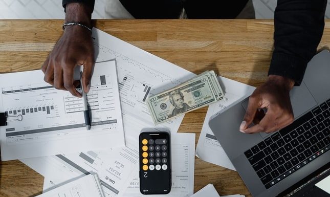 How to Choose the Best Payroll Service Provider for your Business