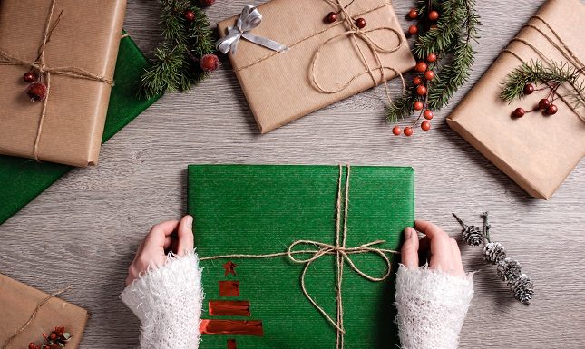 How to Win the 2021 Holiday Season by Fostering Engagement With Your Campaigns