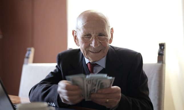 How to Transfer UK Pension to Another Country?