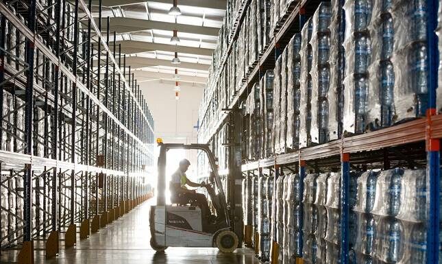 7 Warehouse Organization Tips To Boost Production Efficiency