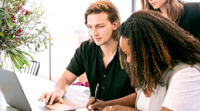 25+ Business Ideas for Writers to Make Money