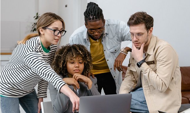 10 Common Mistakes Entrepreneurs Make When Mixing Business and Personal Finances