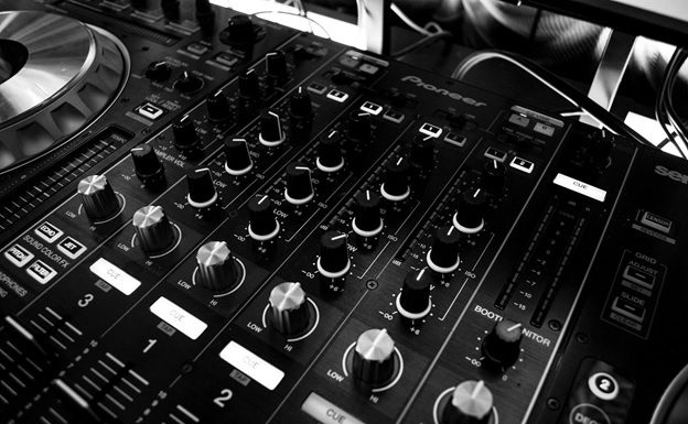 The Science Behind Using an Audio Limiter to Protect Your Speakers