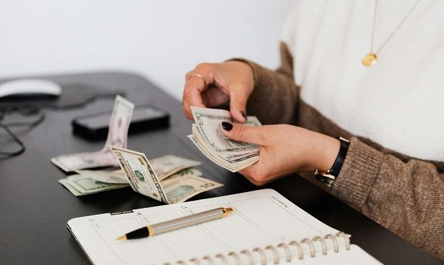 Cost vs. Quality: How Much Should You Pay to Hire a Front-End Web Developer?