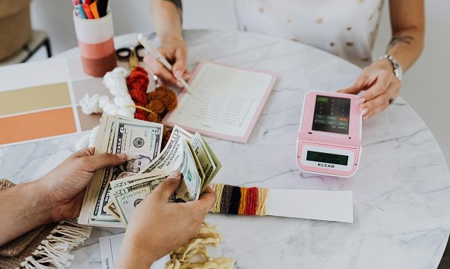 How to Use a Consumer Loans Calculator