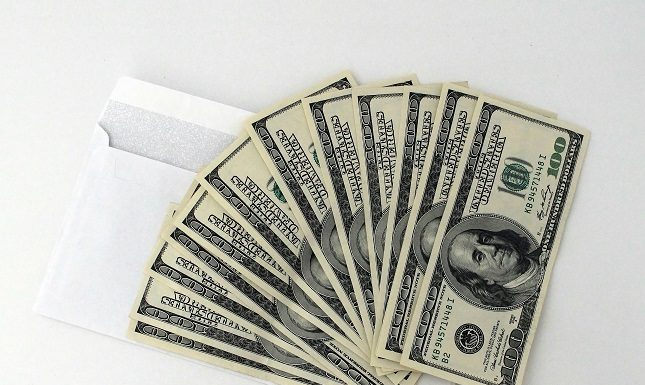 Ready to Ditch the 9-to-5 but Still Stack Cash? Here’s How to Make It Happen