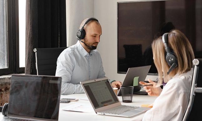 How To Study For IT Support Online With A Full-Time Job