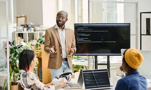 A Closer Look: What Reviews Say About Simplilearn’s Software Development Courses