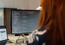 Custom Software vs Off-the-Shelf