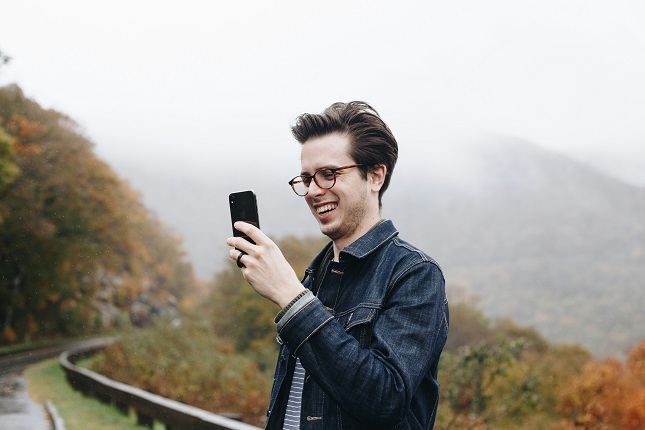 What Sets The Best Travel eSIM Providers Apart