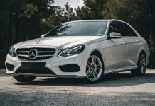 Beyond The Terminal: How Executive Car Services Ensure Seamless Airport Transfers