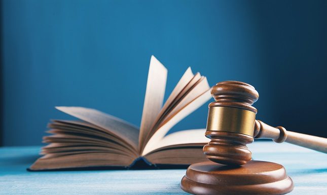 How Personal Injury Attorneys Handle Cases From Investigation To Settlement