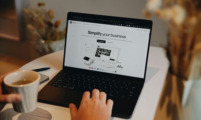Is Weebly Free Plan Enough For A Small Business Website?