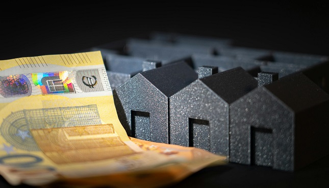 Strategies For Building A High-Yield Remote Real Estate Portfolio