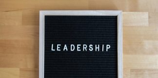 What Separates Leaders Who Plateau From Those Who Keep Developing