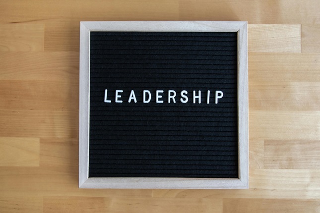 What Separates Leaders Who Plateau From Those Who Keep Developing
