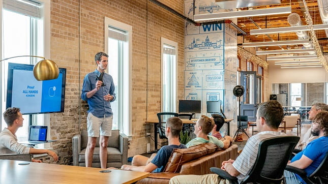 Event Networking Platform vs Traditional Networking Tools Which Enhances Brand Connections (1)