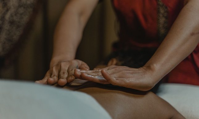 How Choosing 30a Spa Massage Enhances Your Overall Wellness