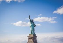 What NYC Businesses Need To Know About Shipping From Canada In 2026