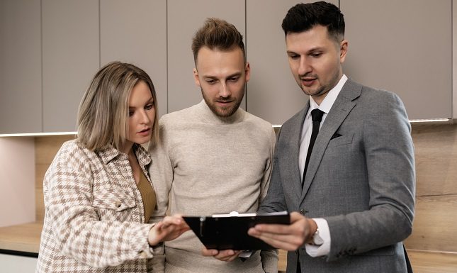 Why More Home Buyers Are Talking To Mortgage Advisors Before Looking At Houses