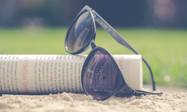 Why Reading Sunglasses Are A Must-Have For Outdoor Reading