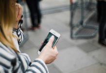 Essential Mobile Connectivity Tips For International Business Travellers