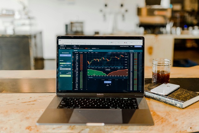 How To Choose The Right Synthetic Indices Robot For Your Trading Goals