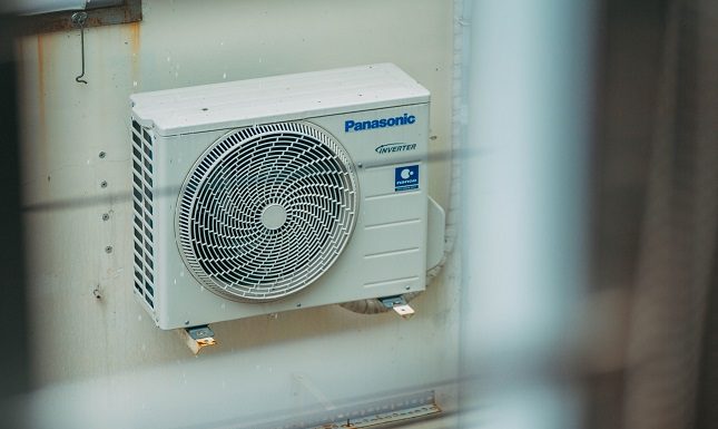No Ducts? Here’s How Heat Pump Installation Actually Works In Your Home
