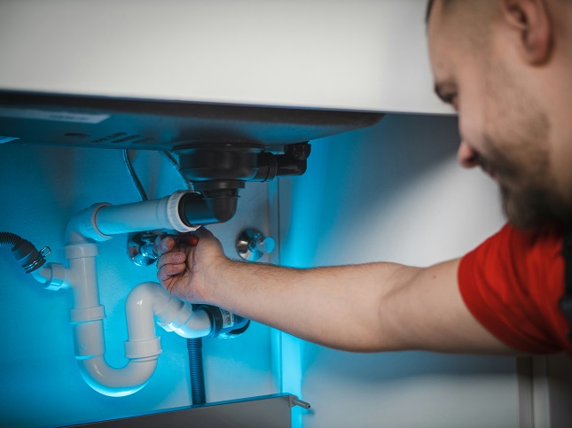 Why Fixing Damaged Drains And Pipes Early Can Save You Money