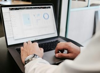 How Entrepreneurs Finance A Franchise Purchase