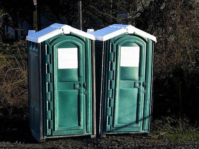 How Tulsa Businesses Handle Outdoor Event And Construction Site Sanitation In 2026 (1)