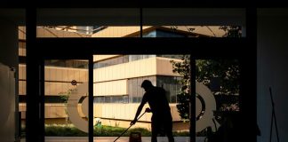 The ROI Of Investing In Professional Commercial Cleaning Services For Your Business
