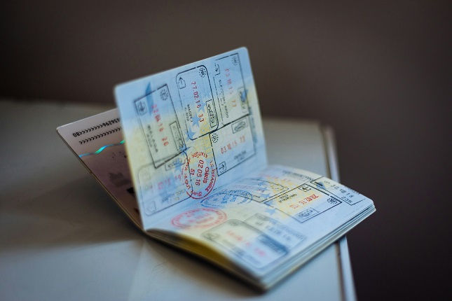 5 Signs Your Career Achievements Qualify You for an EB-1A Visa Attorney