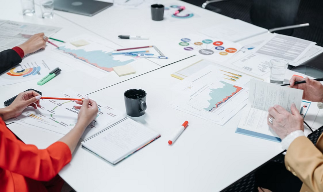 How Small Businesses Get Cited By AI Answer Engines Instead Of Being Buried